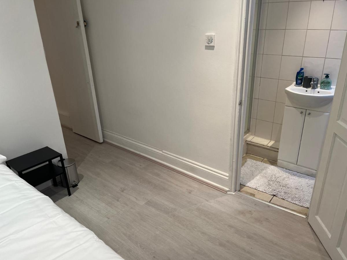 Y2 Guest House 伦敦 外观 照片
